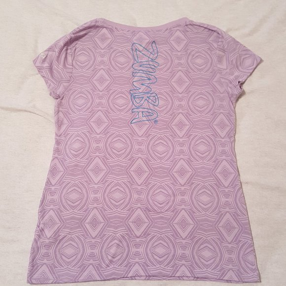 2/$20 Zumba Aztec Print Purple Pink Short Sleeve Shirt, Woman Medium - Picture 5 of 7